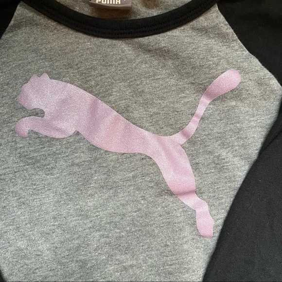 Puma Graphic Girls Long Sleeve Graphic Logo T-Shirt size 5-6 xs - Picture 4 of 4